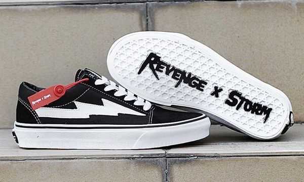2019 месть x сторм старый skool обучение кроссовки kanye west калабасас revenge x сливы повседневная обувь мужчины женская, Black
2019 месть x сторм старый skool обучение кроссовки kanye west калабасас revenge x сливы повседневная обувь мужчины женская, Black