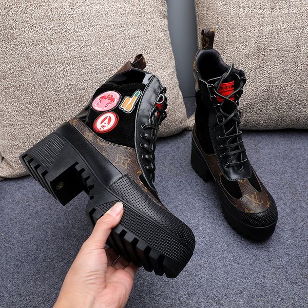 2019 high grade europe and america winter new short boots thick with high heel martin boots classic platform thick bottom locomotive boots, Black
2019 high grade europe and america winter new short boots thick with high heel martin boots classic platform thick bottom locomotive boots, Black
