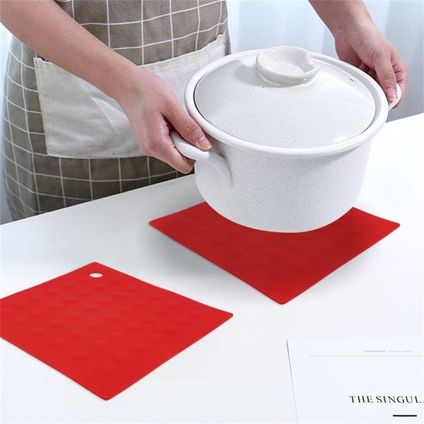 placemat kitchen accessories mat pads dining table silicone non-slip mat bowl square table placemat kitchen anti-pad
placemat kitchen accessories mat pads dining table silicone non-slip mat bowl square table placemat kitchen anti-pad