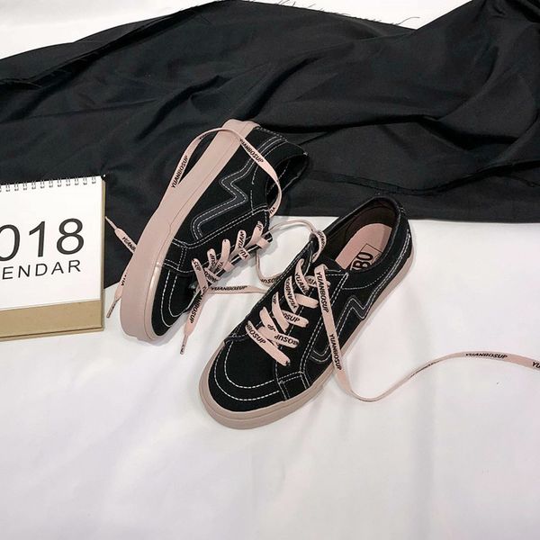 spring canvas shoes women's low-cut cloth breathable flat-bottom casual white shoes korean version of the small black shoes 011c
spring canvas shoes women's low-cut cloth breathable flat-bottom casual white shoes korean version of the small black shoes 011c
