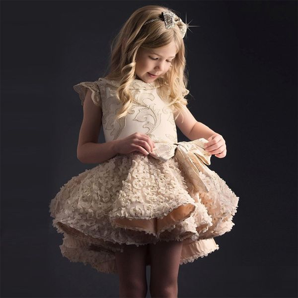 2019 flower girls dresses for wedding cap sleeve kids pageant gowns lovely kids formal wear custom made, White;blue
2019 flower girls dresses for wedding cap sleeve kids pageant gowns lovely kids formal wear custom made, White;blue
