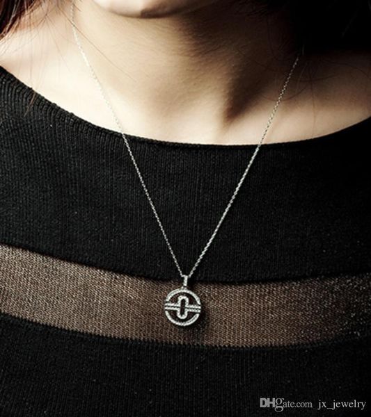 fashion round diamond full diamond gold necklace pendant for woman designer brand lover's day gift jewelry for woman, Silver
fashion round diamond full diamond gold necklace pendant for woman designer brand lover's day gift jewelry for woman, Silver