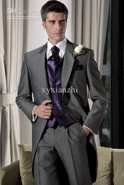 tuxedo for wedding long tail custom made suit dinner dress 2020 fashion mens suit groom wear, White;black
tuxedo for wedding long tail custom made suit dinner dress 2020 fashion mens suit groom wear, White;black
