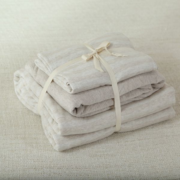 4pcs 100% cotton jersey knitted bedding sets king size fitted sheet with elastic rubber around, quilt cover set
4pcs 100% cotton jersey knitted bedding sets king size fitted sheet with elastic rubber around, quilt cover set