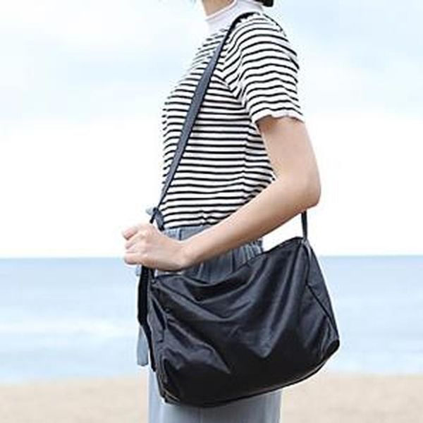 2020 new solid color simple fashion soft leather female bag casual retro student shoulder bag messenger
2020 new solid color simple fashion soft leather female bag casual retro student shoulder bag messenger
