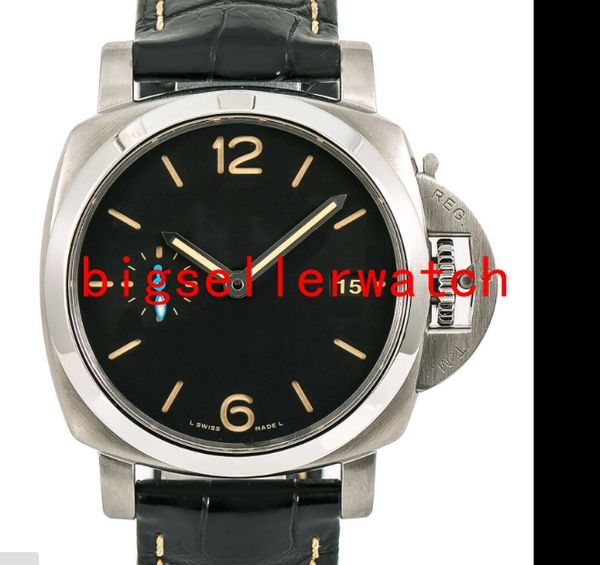mens watches luxury men sports watch mechanical movement leather strap stainless steel case, Slivery;brown
mens watches luxury men sports watch mechanical movement leather strap stainless steel case, Slivery;brown