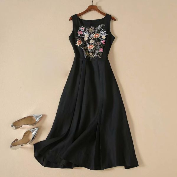 red roosarosee designer women dress 2020 summer flower embroidery sleeveless boho dress elegant female holiday vestidos robe new, Black;gray
red roosarosee designer women dress 2020 summer flower embroidery sleeveless boho dress elegant female holiday vestidos robe new, Black;gray