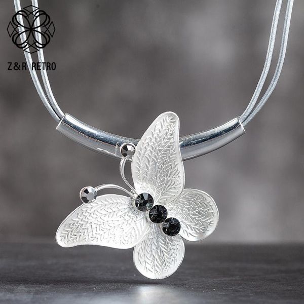 trendy neck choker butterfly necklaces women's chains suspension jewelry fashion female decoration accessies statement gift 2020, Silver
trendy neck choker butterfly necklaces women's chains suspension jewelry fashion female decoration accessies statement gift 2020, Silver