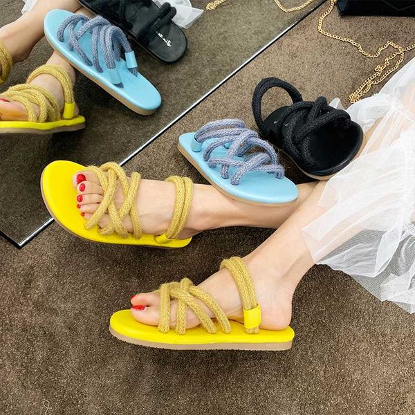 flat sandals for women summer shoes 2019 korean style non-slip female beach sandal summer shoes solid color sandals shoe, Black
flat sandals for women summer shoes 2019 korean style non-slip female beach sandal summer shoes solid color sandals shoe, Black