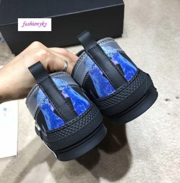 классика b23 " single m classic как основное видение, в способе печати большой площади на верхней части обуви sweethearts размер 40, Black
классика b23 " single m classic как основное видение, в способе печати большой площади на верхней части обуви sweethearts размер 40, Black