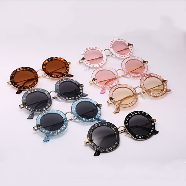 wholesale-fashion round english letters sunglasses tint lens sunglasses trending circle sun glasses female uv400 shade, Silver
wholesale-fashion round english letters sunglasses tint lens sunglasses trending circle sun glasses female uv400 shade, Silver