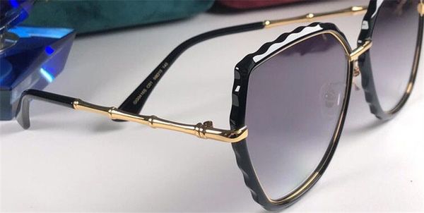 new fashion designer women sunglasses 0463 charming cat eyes frame simple popularselling style uv400 protection eyewear, White;black
new fashion designer women sunglasses 0463 charming cat eyes frame simple popularselling style uv400 protection eyewear, White;black