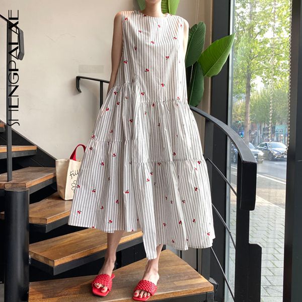 shengpalae 2020 new summer women elegant long robe printed flower o neck back lace-up sleeveless big hem loose ladies dresses, Black;gray
shengpalae 2020 new summer women elegant long robe printed flower o neck back lace-up sleeveless big hem loose ladies dresses, Black;gray