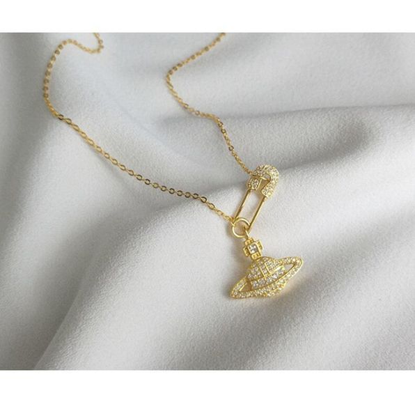 fashion jewelry sterling silver creative design paper clip pin necklace universe planet clavicle chain wild
fashion jewelry sterling silver creative design paper clip pin necklace universe planet clavicle chain wild