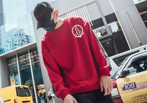 2018's new fall season korean couple street hip-hop popular logo hoodie men's baggy hoodie ins, Black
2018's new fall season korean couple street hip-hop popular logo hoodie men's baggy hoodie ins, Black
