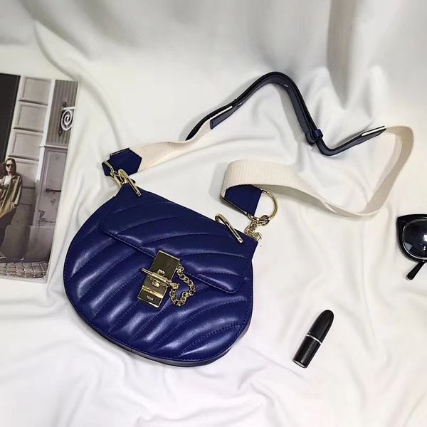 2020 spring summer fashion prime quality genuin leather women handbags mesenger crossbody shoulder fashion chain bag
2020 spring summer fashion prime quality genuin leather women handbags mesenger crossbody shoulder fashion chain bag