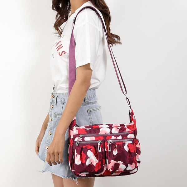 2020 women's bag printed nylon zipper waterproof shoulder bag fashion large capacity travel messenger handbag shoulder
2020 women's bag printed nylon zipper waterproof shoulder bag fashion large capacity travel messenger handbag shoulder