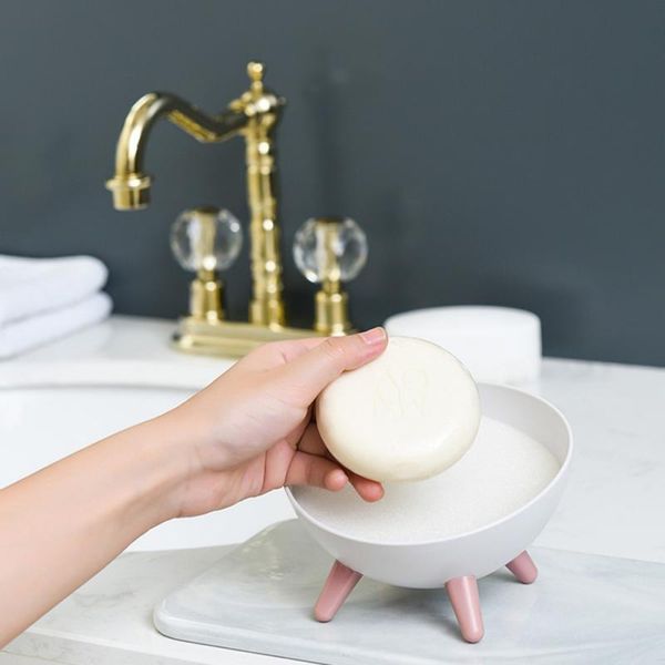 1 pc adorable pink blue soap box household toilet soap holder dish simple plastic case creative draining container
1 pc adorable pink blue soap box household toilet soap holder dish simple plastic case creative draining container