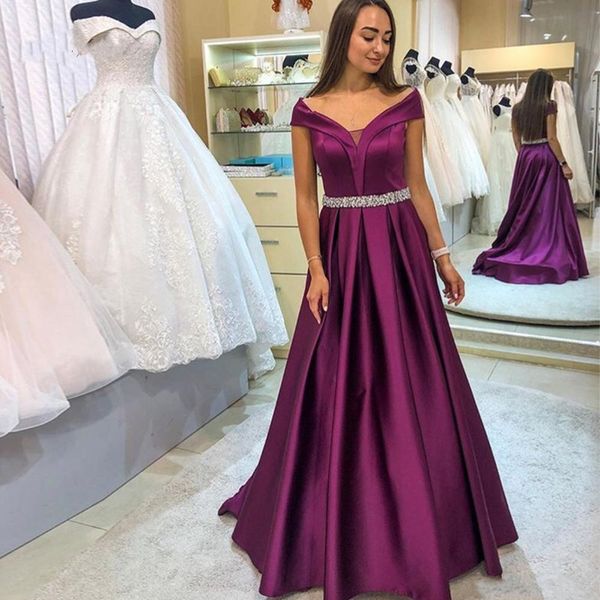 2020 elegant grape off the shoulder evening formal dresses cap sleeve satin sweep train a line prom gowns with beading, Black;red
2020 elegant grape off the shoulder evening formal dresses cap sleeve satin sweep train a line prom gowns with beading, Black;red