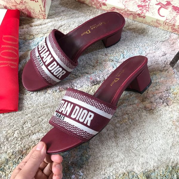 dhl platform buy shoes to send masks new fashion casual women's slippers sports low-red sandals air cushion bottom06, Black
dhl platform buy shoes to send masks new fashion casual women's slippers sports low-red sandals air cushion bottom06, Black