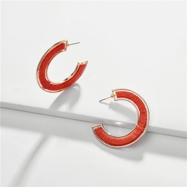 wrapped cotton thread hollow alloy c earrings for women brand designer earrings autumn and winter new multicolor fashion jewelry, Golden;silver
wrapped cotton thread hollow alloy c earrings for women brand designer earrings autumn and winter new multicolor fashion jewelry, Golden;silver