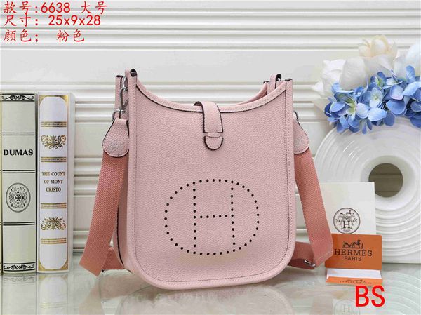 2019 exquisite fashion high-quality leather large-capacity women's bags multiple colors ing 
2019 exquisite fashion high-quality leather large-capacity women's bags multiple colors ing