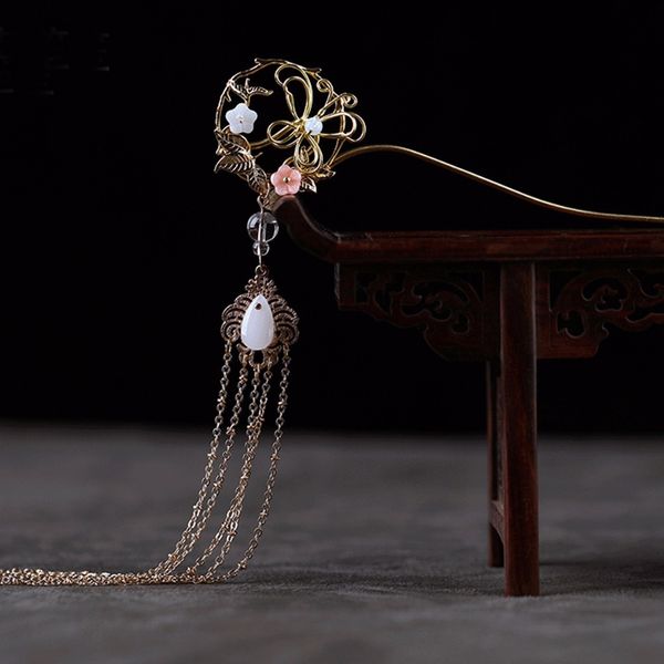 handmade women flower crystal metal sticks for hair chinese traditional hair ornaments girls long tassel hairins party headdress, Golden;white
handmade women flower crystal metal sticks for hair chinese traditional hair ornaments girls long tassel hairins party headdress, Golden;white
