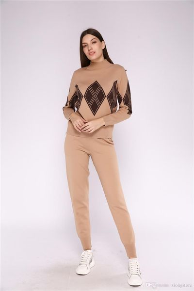 2020 long sleeve sweatshirts two piece set geometric patterns and knit pants women tracksuit autumn winter 2 piece sets, White
2020 long sleeve sweatshirts two piece set geometric patterns and knit pants women tracksuit autumn winter 2 piece sets, White