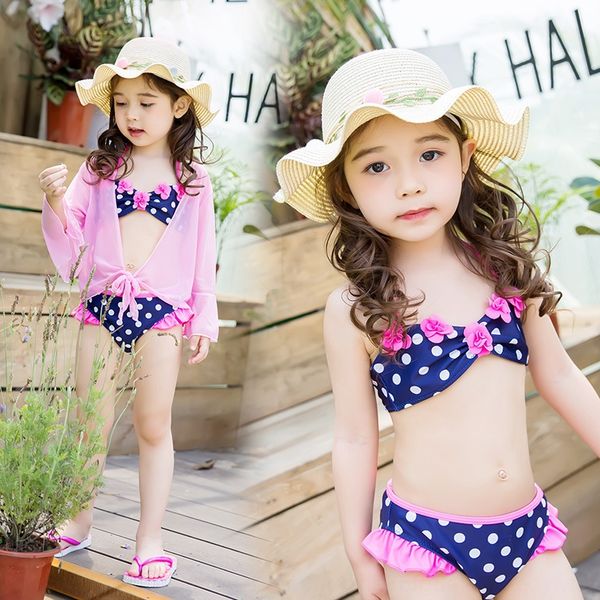 children girl split middle and bikini swimsuit large children swimsuit princess holiday baby girl bikini three-piece set, White;black
children girl split middle and bikini swimsuit large children swimsuit princess holiday baby girl bikini three-piece set, White;black