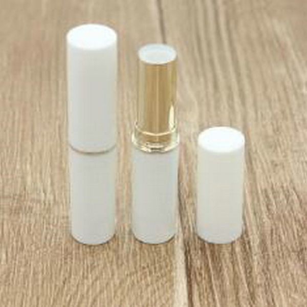 2.8g cosmetic empty chapstick lip balm tubes homemade lip balm container with gold silver inner tube ing
2.8g cosmetic empty chapstick lip balm tubes homemade lip balm container with gold silver inner tube ing