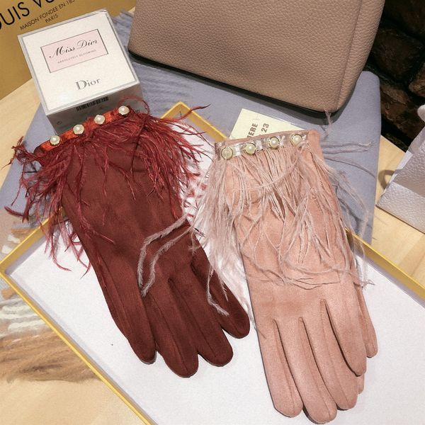 winter fashion feather bridal gloves wrist length full finger suede vintage warm romantic wedding party accessories pink black bridal gloves, White
winter fashion feather bridal gloves wrist length full finger suede vintage warm romantic wedding party accessories pink black bridal gloves, White