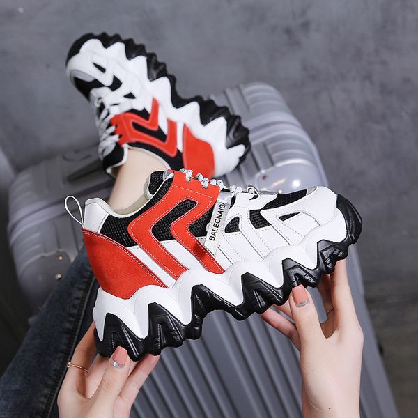 2020 женщина платформа кроссовки бренд клинья обувь для женщин дизайнеры мода дамы 8 см рост увеличение повседневная обувь женский, Black
2020 женщина платформа кроссовки бренд клинья обувь для женщин дизайнеры мода дамы 8 см рост увеличение повседневная обувь женский, Black