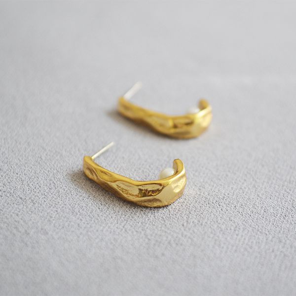 a-44 european and american fashion retro hammer hook simple temperament and versatile earrings for women, Golden;silver
a-44 european and american fashion retro hammer hook simple temperament and versatile earrings for women, Golden;silver