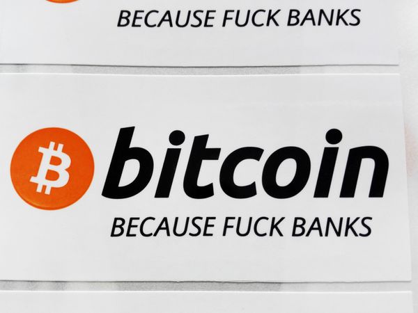 120pcs/lot 8x4cm bitcoin because love bank stickers self-adhesive cryptocurrency label with gloss lamination on surface, item no. fs19
120pcs/lot 8x4cm bitcoin because love bank stickers self-adhesive cryptocurrency label with gloss lamination on surface, item no. fs19