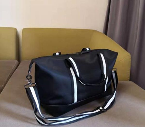brand c handbags women bags big crossbody bag fashion women's outdoor simple large capacity zipper nylon travel bag handbag
brand c handbags women bags big crossbody bag fashion women's outdoor simple large capacity zipper nylon travel bag handbag