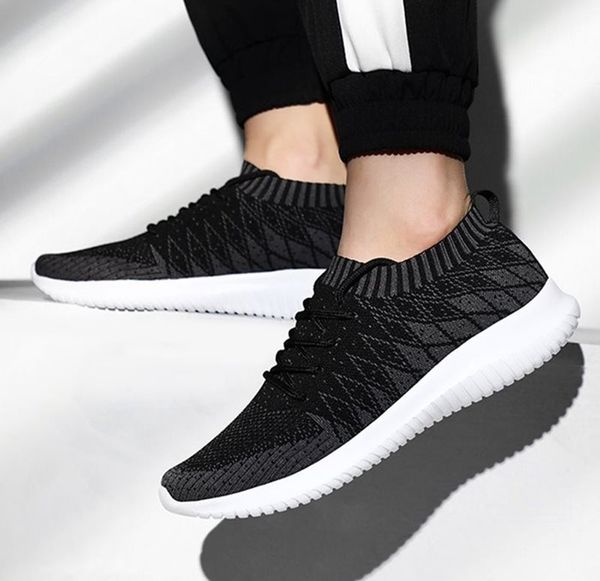 fashion men shoes mesh breathable sneakers walking male footwear new comfortable lightweight running shoes e-200228175
fashion men shoes mesh breathable sneakers walking male footwear new comfortable lightweight running shoes e-200228175