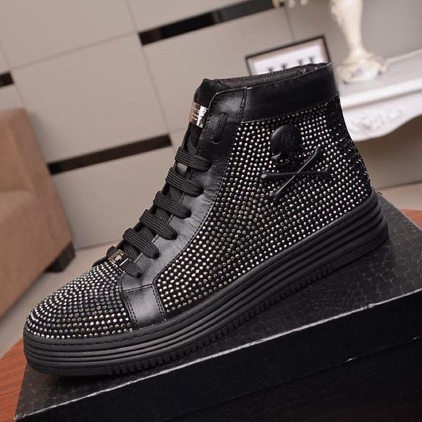 t2 fashion trendy casual men shoes, comfortable luxury men shoes leather sneakers original box packaging zapatos hombre, Black
t2 fashion trendy casual men shoes, comfortable luxury men shoes leather sneakers original box packaging zapatos hombre, Black