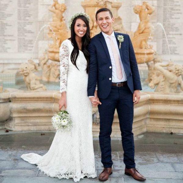 new simple lace mermaid long modest wedding dresses with long sleeves v neck covered button back temple bridal gowns modest custom made, White
new simple lace mermaid long modest wedding dresses with long sleeves v neck covered button back temple bridal gowns modest custom made, White