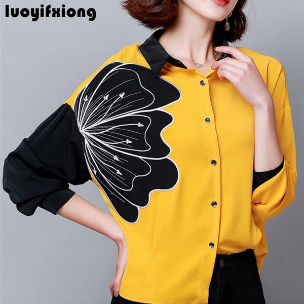

vogue embroidery floral chiffon blouse women bat sleeve 2019 women shirts plus size womens and blouses casual blusas mujer, White