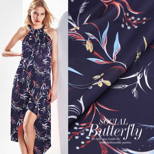 19 summer new digital print crepe de chine brand fabric dress 114cm width 16momme fashion cloth diy seiwng hot, Black;white
19 summer new digital print crepe de chine brand fabric dress 114cm width 16momme fashion cloth diy seiwng hot, Black;white