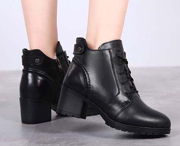 2019 latest women leather flat boots, classic jumble ankle boot lady casual shoes in clafskin high heel pumps with box size 35-41 z30, Black
2019 latest women leather flat boots, classic jumble ankle boot lady casual shoes in clafskin high heel pumps with box size 35-41 z30, Black