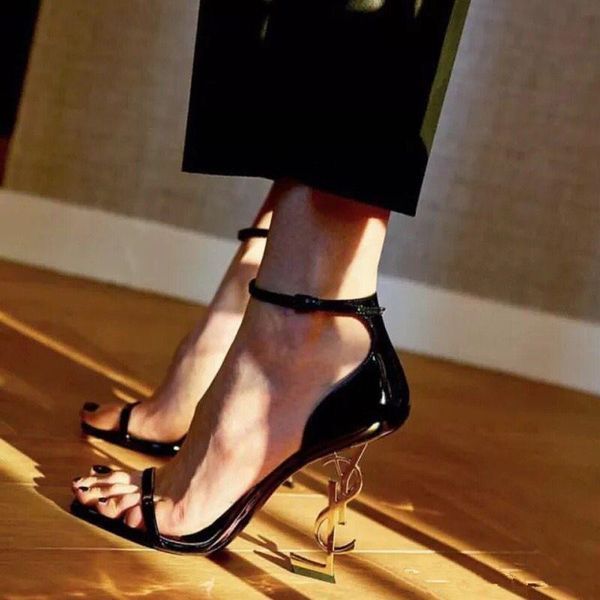 with box -fashion wedding shoes bridal letter heel women sandals women pumps 2019 new gold ladies party shoes in stock, Black 
with box -fashion wedding shoes bridal letter heel women sandals women pumps 2019 new gold ladies party shoes in stock, Black