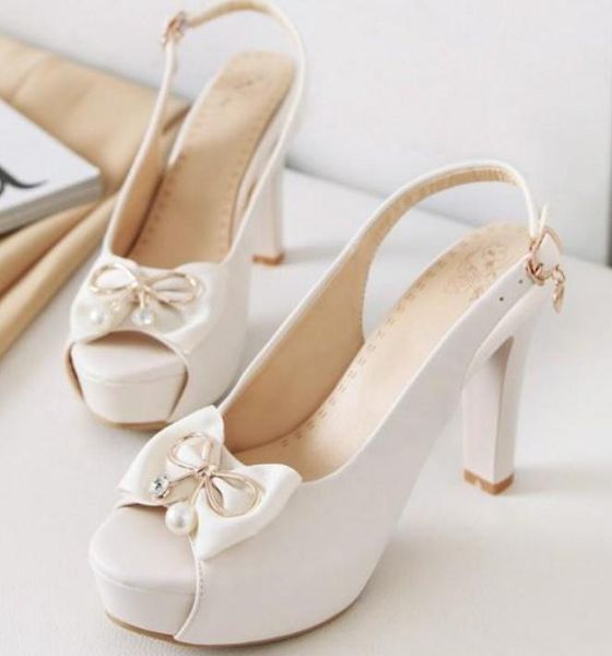 2019 bowknot women's sandals in summer with new style high heel coarse heel waterproof table@169, Black
2019 bowknot women's sandals in summer with new style high heel coarse heel waterproof table@169, Black
