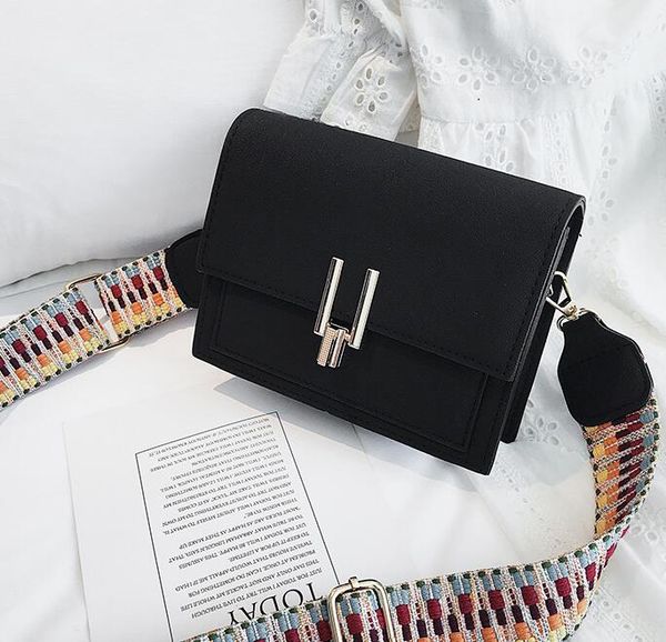 2020 casual solid pu leather crossbody bags for women print width belt messenger bags women handbags mini small flap bag girls
2020 casual solid pu leather crossbody bags for women print width belt messenger bags women handbags mini small flap bag girls