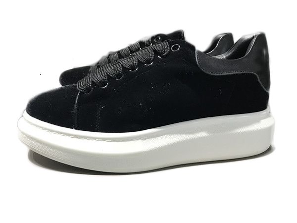new design luxury designer comfort casual leather shoes men all leather sport sneaker personality trainer dress party shoe daily runner
new design luxury designer comfort casual leather shoes men all leather sport sneaker personality trainer dress party shoe daily runner