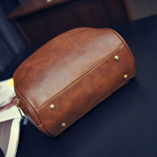 new style 1 pcs women shoulder crossbody bag pu zipper vintage for travel money mobile phone
new style 1 pcs women shoulder crossbody bag pu zipper vintage for travel money mobile phone