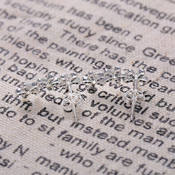 wholesale-emperament studs for pandora 925 sterling silver with cz diamonds dazzling bouquets ladies earrings with original box, Golden;silver
wholesale-emperament studs for pandora 925 sterling silver with cz diamonds dazzling bouquets ladies earrings with original box, Golden;silver