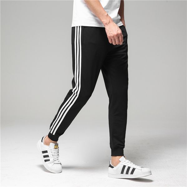 couple's drawstring pants tou shu feet slim fit pure cotton wear-resistant casual sports pants, Black;blue
couple's drawstring pants tou shu feet slim fit pure cotton wear-resistant casual sports pants, Black;blue