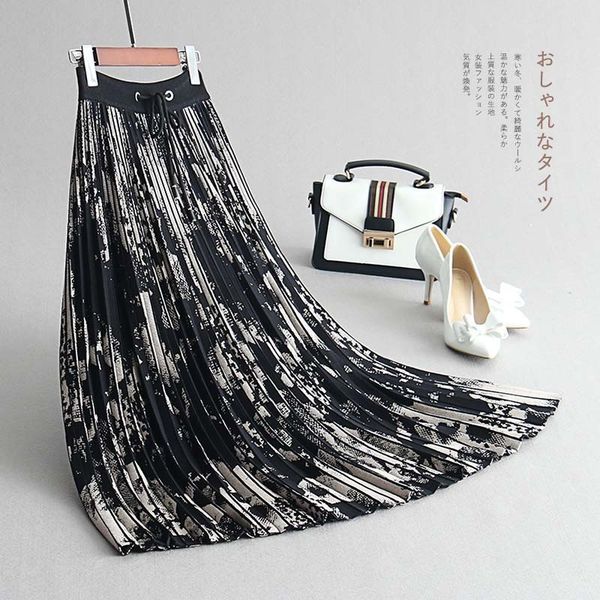 half-body skirt abstract knitting jacquard weave bouffancy will pendulum longuette a a-line skirt 1905, Black
half-body skirt abstract knitting jacquard weave bouffancy will pendulum longuette a a-line skirt 1905, Black