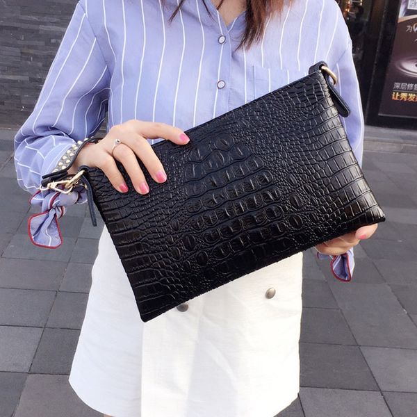 crocodile pattern clutch bag ladies bag 2019 new leather european and american fashion handbag cross-body with one shoulder
crocodile pattern clutch bag ladies bag 2019 new leather european and american fashion handbag cross-body with one shoulder